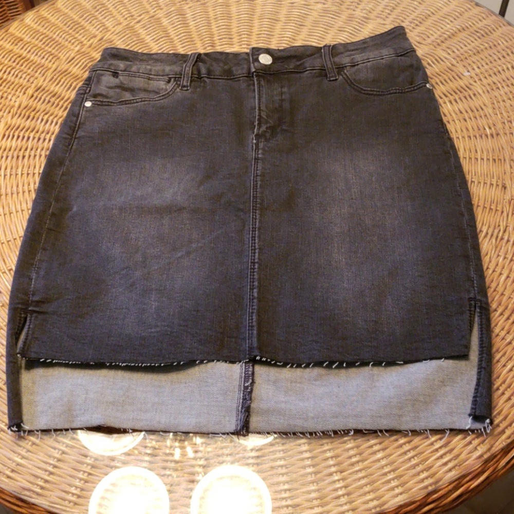NWT! Velvet Hart "Breana" pencil skirt black
